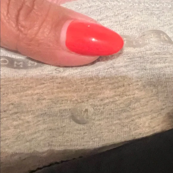 Tommy Hilfiger Black and Yellow Leggings size medium - Picture 3 of 6